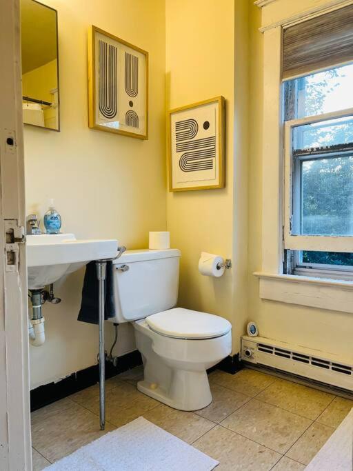 4 Bedroom Dc'S Best Location With Parking, Walk To Clarendon Metro, Shopping And Nightlife! Arlington Ngoại thất bức ảnh