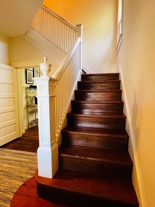 4 Bedroom Dc'S Best Location With Parking, Walk To Clarendon Metro, Shopping And Nightlife! Arlington Ngoại thất bức ảnh